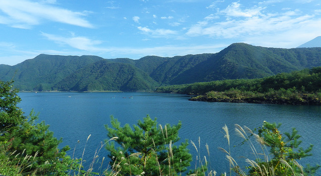 lake-saiko